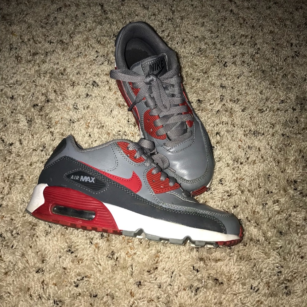 Boys nikes